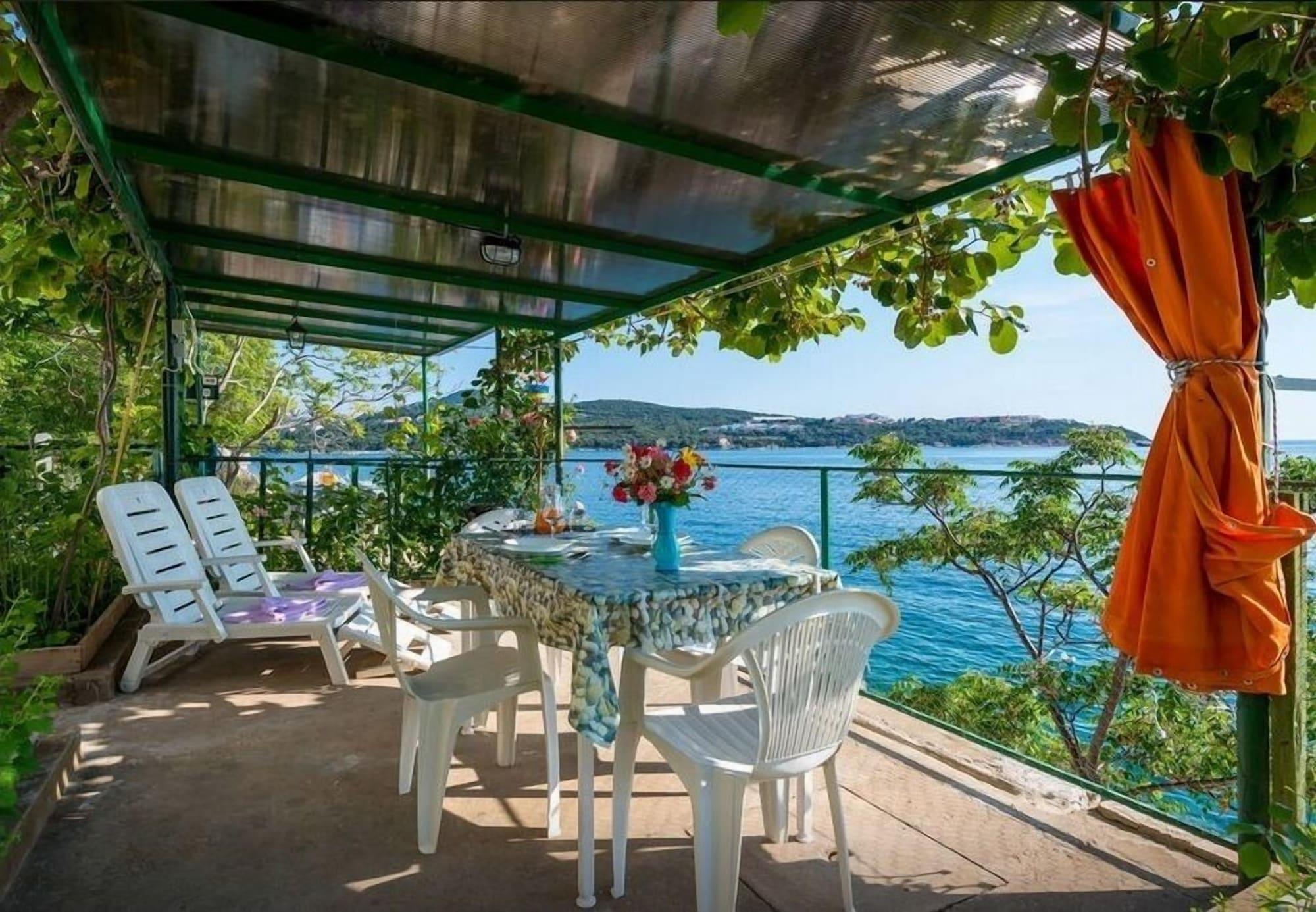 Sea Of Eden Apartment Дубровник Екстериор снимка